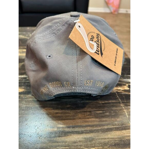 NWT Wilson Cap Gray White Lettering Snapback Hat - Picture 3 of 6